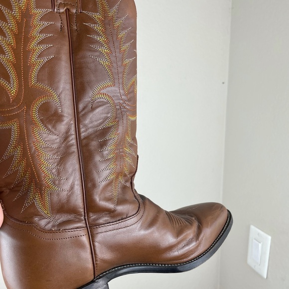 Tony Lama Brown Leather Heeled Cowboy Western Boot - Picture 12 of 13